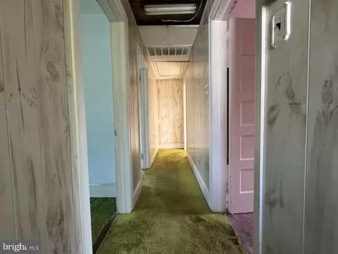 Entry Way - 253 Highland Ave, Wayne, PA 19087 photo 3 of 3