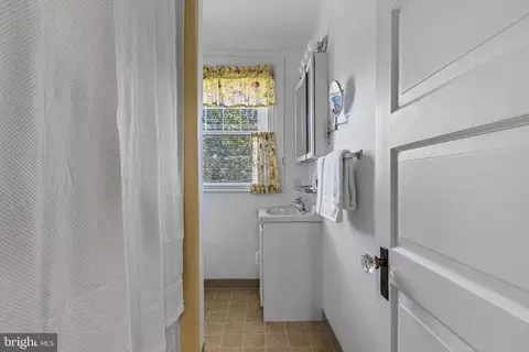 209 Lenoir Ave, Wayne, PA 19087 photo 16