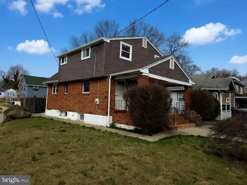 200 E Roland Rd, Brookhaven, PA 19015