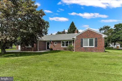 3427 Horton Rd, Newtown Square, PA 19073