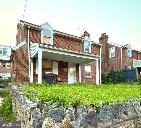240 Glendale Rd, Darby, PA 19082