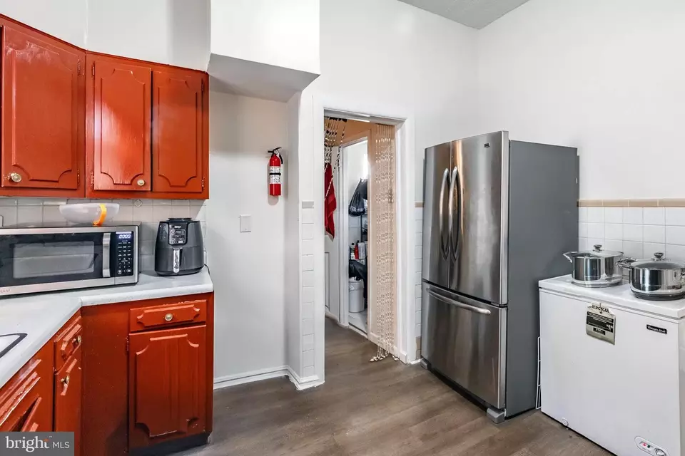 Entry Way - 106 N Union Ave, Lansdowne, PA 19050 photo 1 of 3
