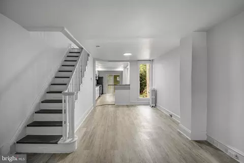 34 N Keystone Ave, Darby, PA 19082