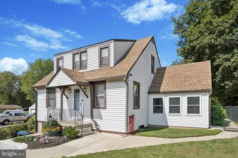 Exterior - 2648 Ogden Ave, Ogden, PA 19061 photo 2 of 8