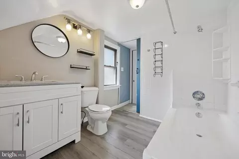 Bath - 2648 Ogden Ave, Ogden, PA 19061 photo 1 of 1