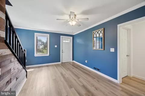 Entry Way - 2648 Ogden Ave, Ogden, PA 19061 photo 4 of 7