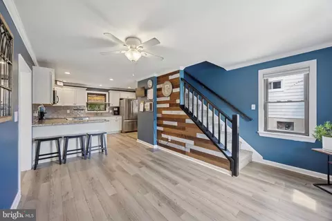 Entry Way - 2648 Ogden Ave, Ogden, PA 19061 photo 1 of 7