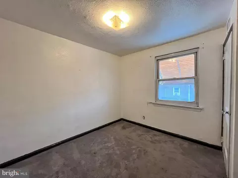 Bedroom - 218 Springton Rd, Darby, PA 19082 photo 3 of 4