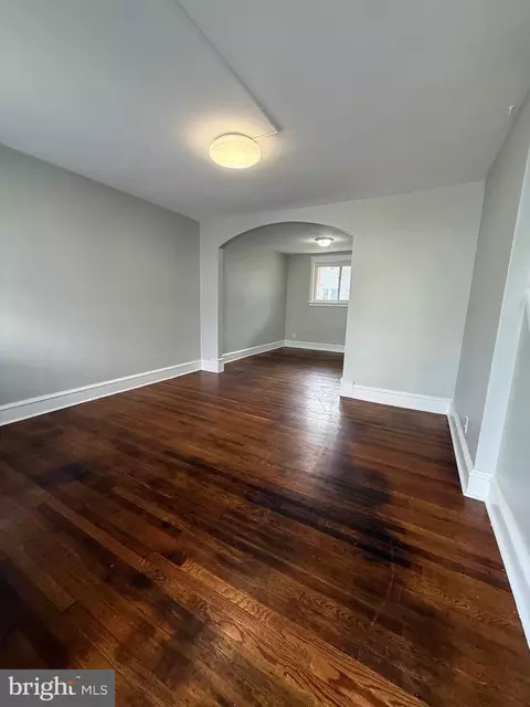 6948 Clinton Rd, Darby, PA 19082 photo 5
