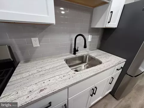 6948 Clinton Rd, Darby, PA 19082 photo 15