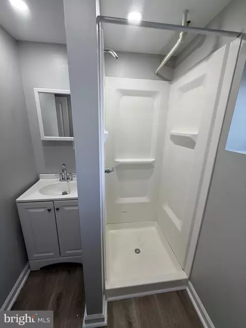 6948 Clinton Rd, Darby, PA 19082 photo 32
