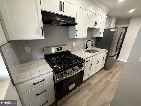 6948 Clinton Rd, Darby, PA 19082 photo 7