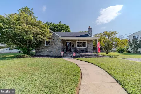 526 Kelly Ave, Woodlyn, PA 19094
