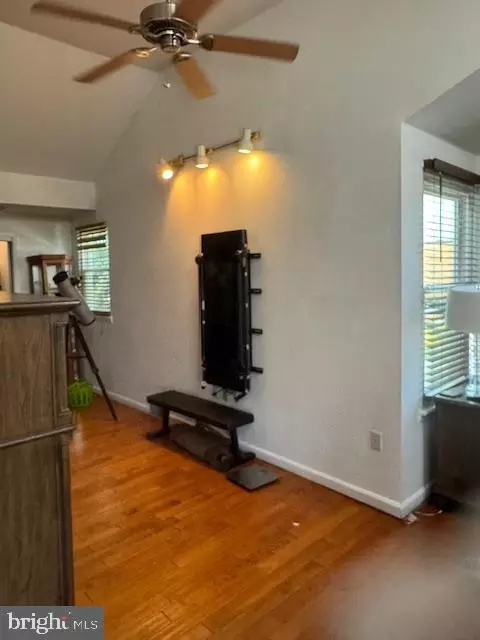 1355 Forrest St, Trainer, PA 19061 photo 27