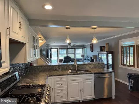 1355 Forrest St, Trainer, PA 19061 photo 14