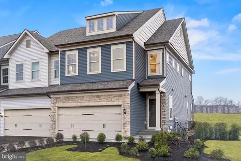124 S Buck Tavern Way #10903, Glen Mills, PA 19342