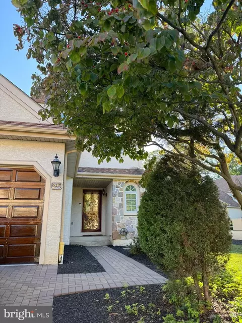 295 Park Pl, Media, PA 19063