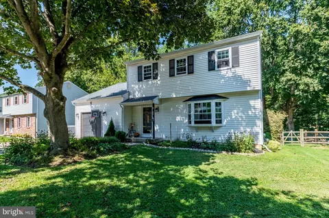 82 Winding Way, Ogden, PA 19061