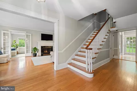 Entry Way - 520 Brookside Ave, Wayne, PA 19087 photo 2 of 9