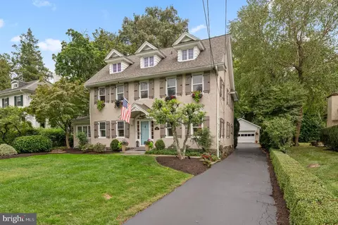 Exterior - 520 Brookside Ave, Wayne, PA 19087 photo 2 of 10