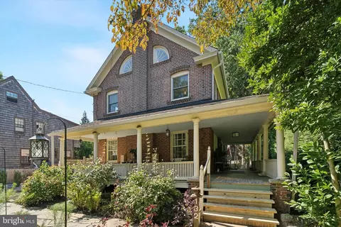 132 Rutgers Ave, Swarthmore, PA 19081