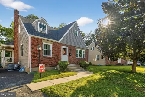 719 Brooke Ave, Morton, PA 19070