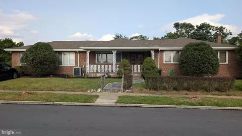 1126 Grant Ave, Woodlyn, PA 19094