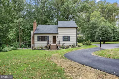 30 Summit Ave, Chadds Ford, PA 19317