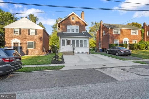 261 E Avon Rd, Brookhaven, PA 19015