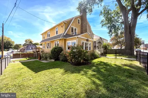 9 N Brighton Ave, Darby, PA 19082