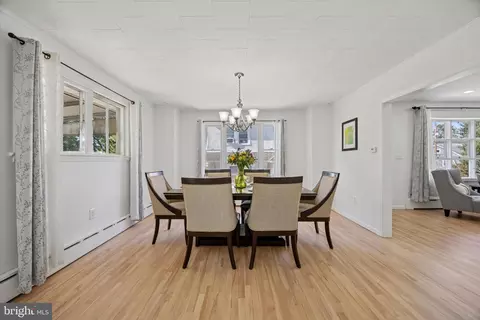 Dining - 217 Windsor Ave, Darby, PA 19082 photo 2 of 2