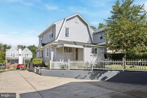 Exterior - 217 Windsor Ave, Darby, PA 19082 photo 8 of 8