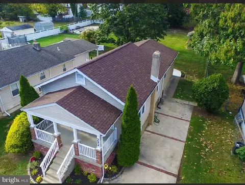 232 S Highland Rd, Springfield, PA 19064