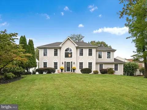 1432 Colonial Dr, Garnet Valley, PA 19060