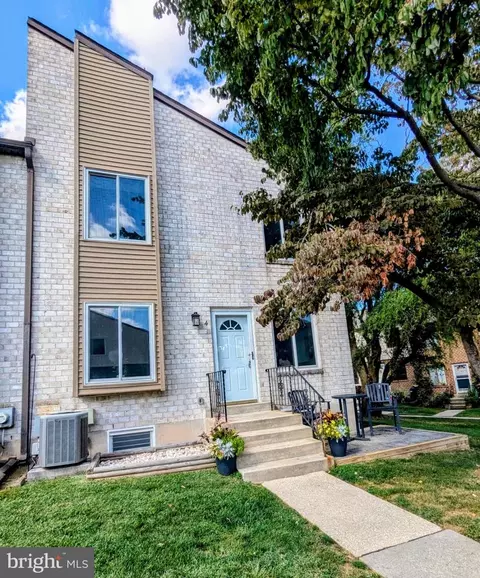 5200 Hilltop Dr #BR4, Brookhaven, PA 19015
