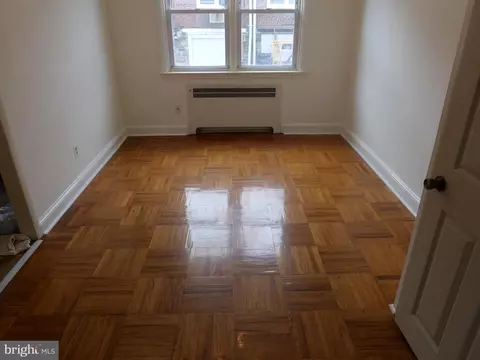 105 Academy Ln, Darby, PA 19082 photo 7