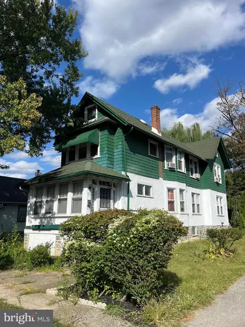 121 Beverly Ave, Lansdowne, PA 19050