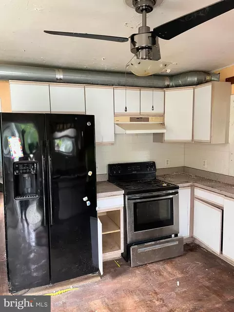 2212 Pleasantview Ave, Boothwyn, PA 19061 photo 8