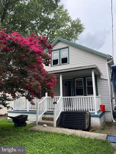2212 Pleasantview Ave, Boothwyn, PA 19061