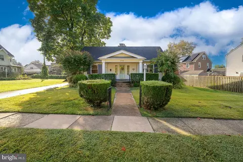 3744 Huey Ave, Drexel Hill, PA 19026