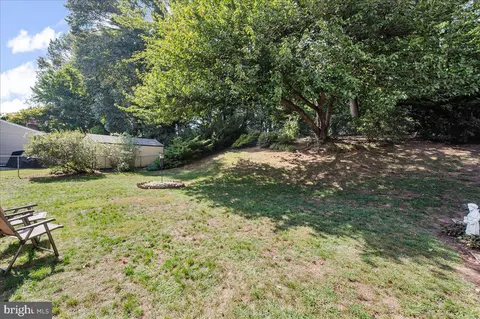 Exterior - 2575 W Colonial Dr, Boothwyn, PA 19061 photo 5 of 9