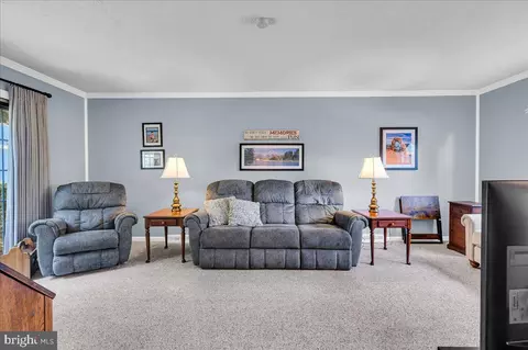 Living - 2575 W Colonial Dr, Boothwyn, PA 19061 photo 1 of 1