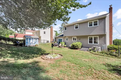 Exterior - 2575 W Colonial Dr, Boothwyn, PA 19061 photo 4 of 9