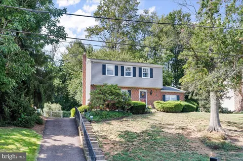 Exterior - 2575 W Colonial Dr, Boothwyn, PA 19061 photo 9 of 9
