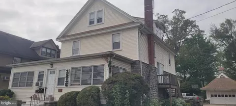 1216 Darby Rd, Havertown, PA 19083