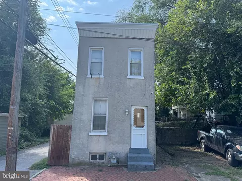 612 Butler St, Chester, PA 19013