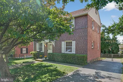 337 S Morris Ave, Crum Lynne, PA 19022