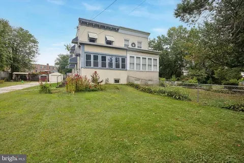 803 W Oak Ln, Glenolden, PA 19036