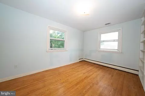 Bedroom - 341 Rockland Rd, Wayne, PA 19087 photo 3 of 5