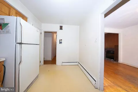 Entry Way - 341 Rockland Rd, Wayne, PA 19087 photo 6 of 13